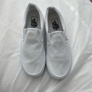 NWOT Vans All White Slip On Skate Shoe